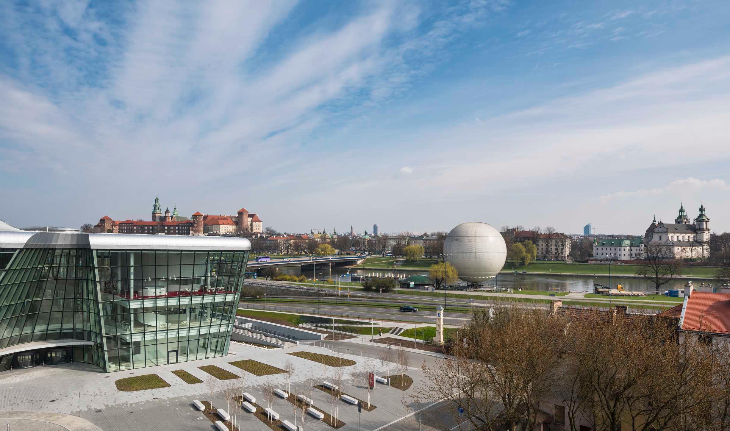 Q Hotel Plus Krakow Ngoại thất bức ảnh